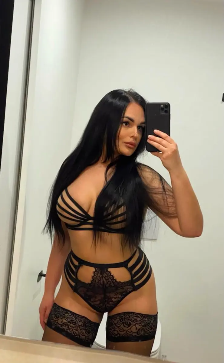 Agatha escort in Dubai