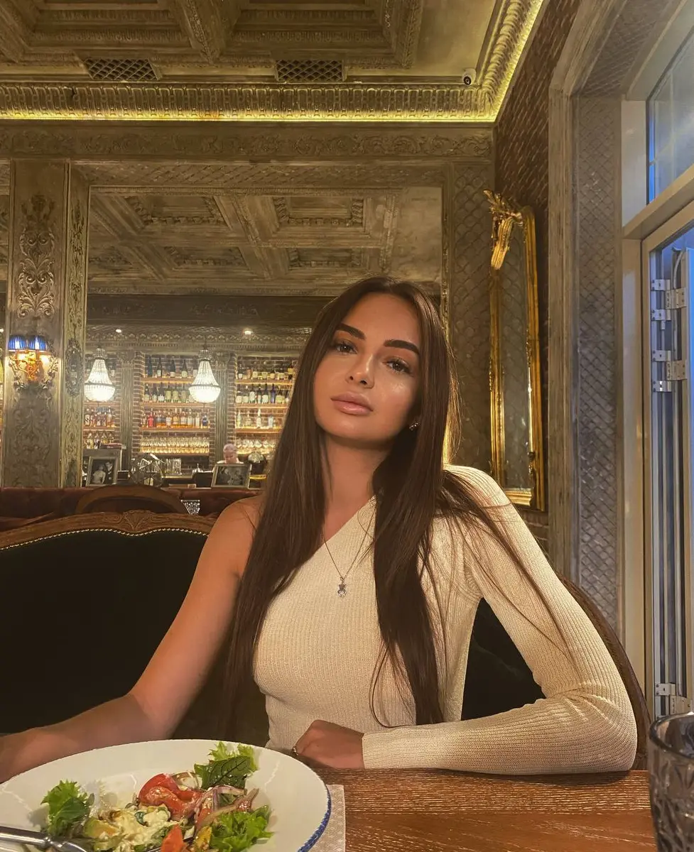Alexandra escort in Dubai