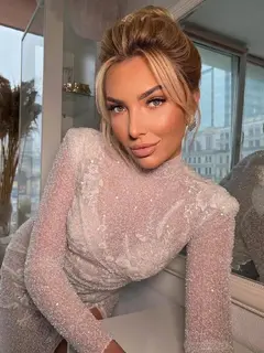 Alice escort in Dubai