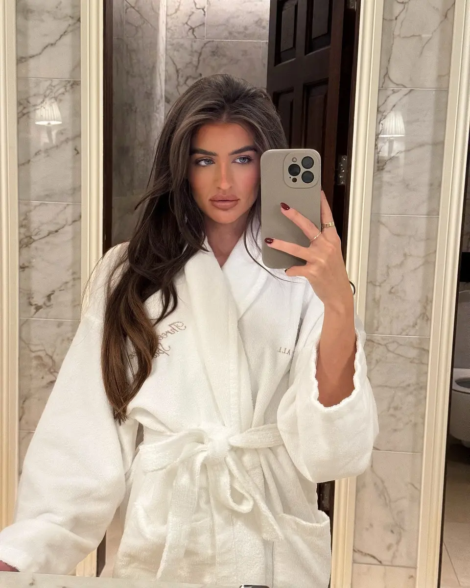 Alisa escort in Dubai