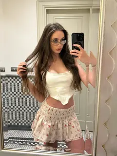 Amelia escort in Dubai