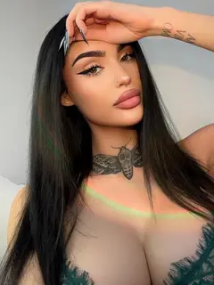 Amira escort in Dubai