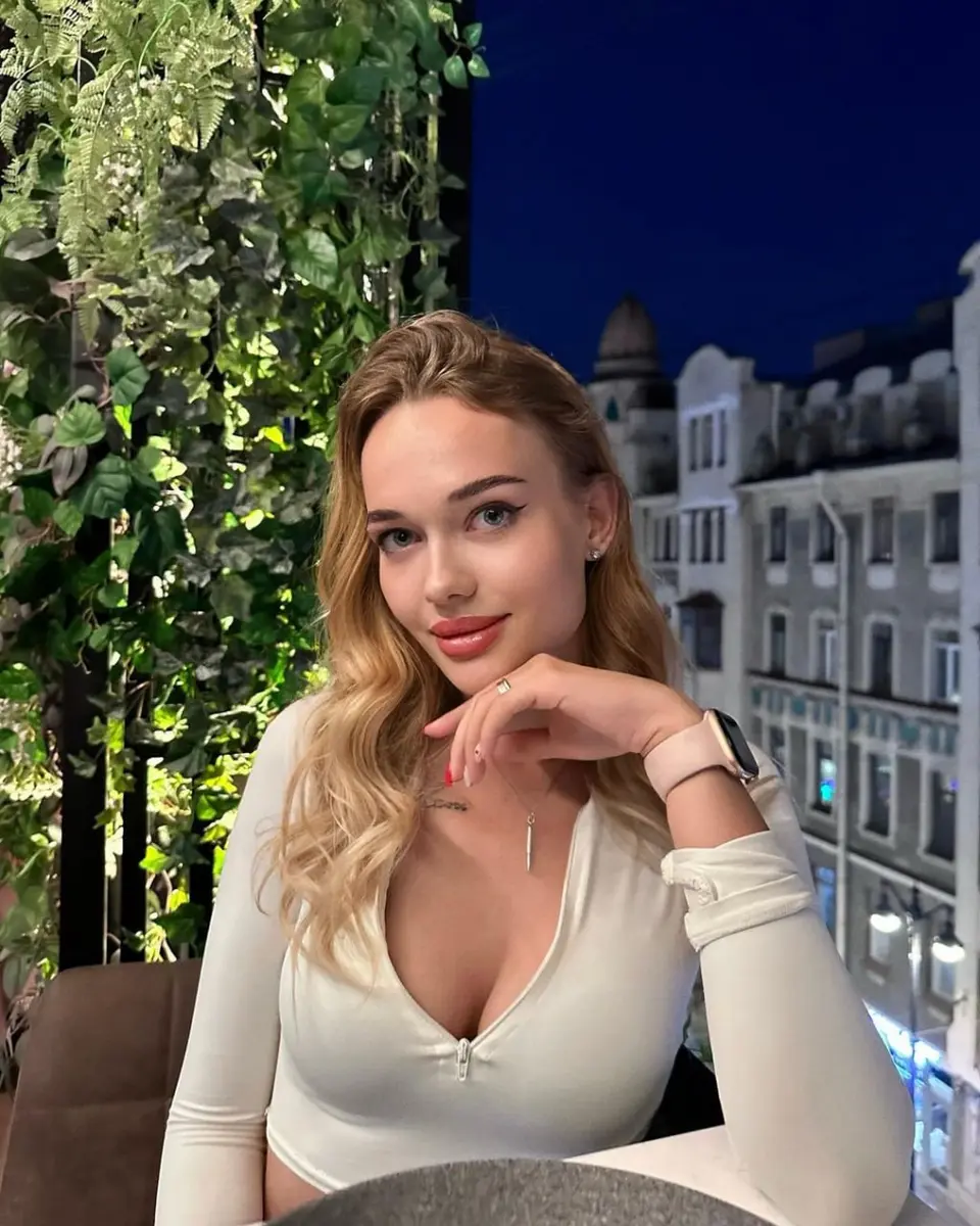 Anastasia escort in Dubai