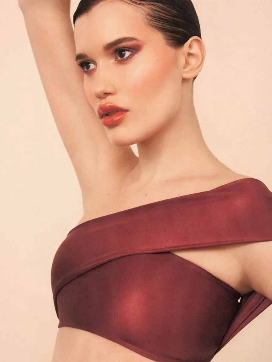 Angelica escort in Dubai