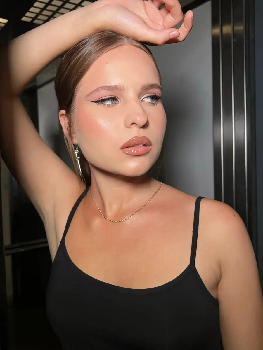 Anna escort in Dubai