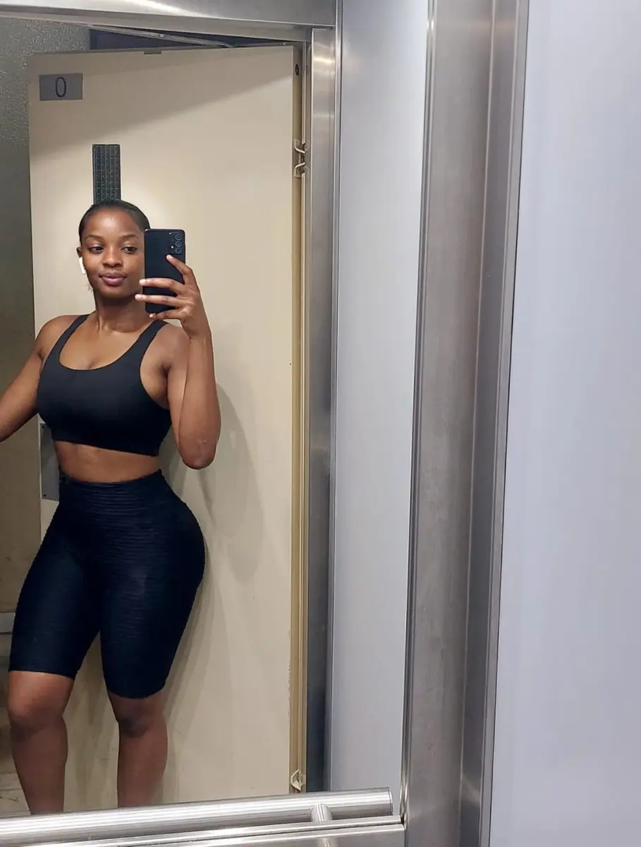 Caisse escort in Dubai