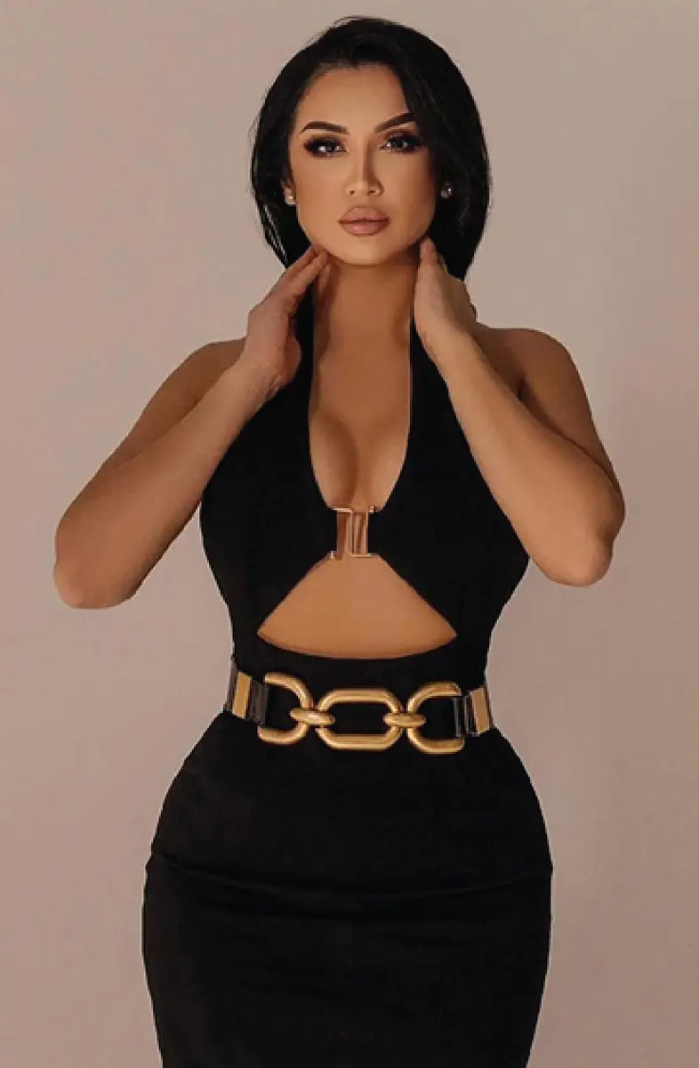 CAMELLIA escort in Dubai