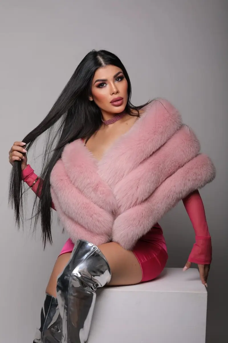 Camila escort in Dubai