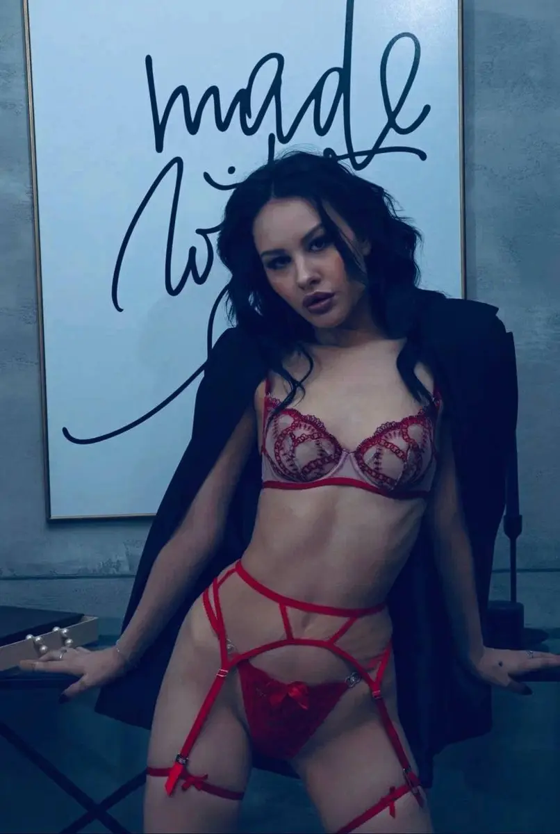 Carolina escort in Dubai