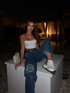 Charlotte escort in Dubai