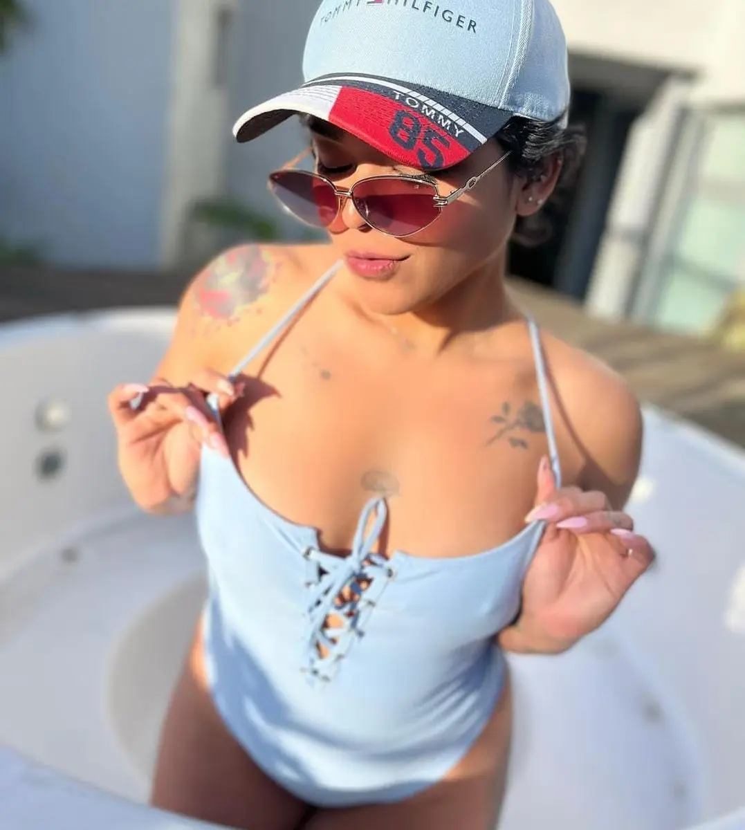 Cleo  escort in Dubai