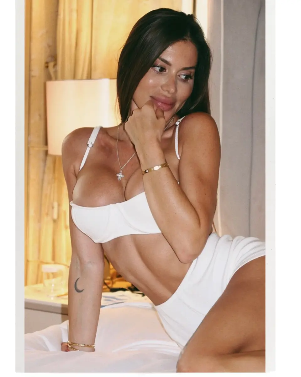 Eliza escort in Dubai