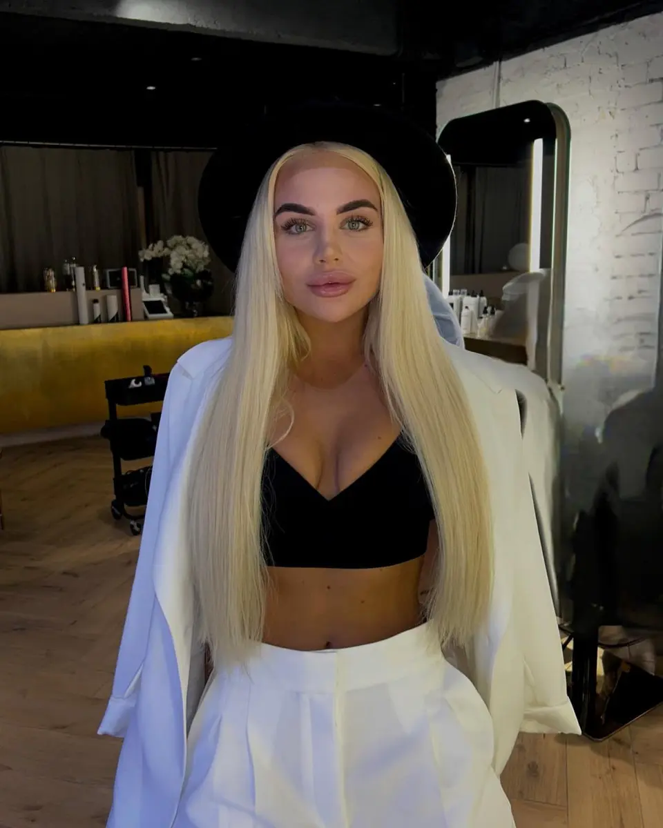 Emilia escort in Dubai