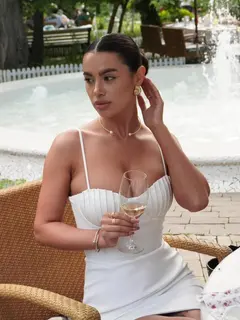 Emily escort in Dubai