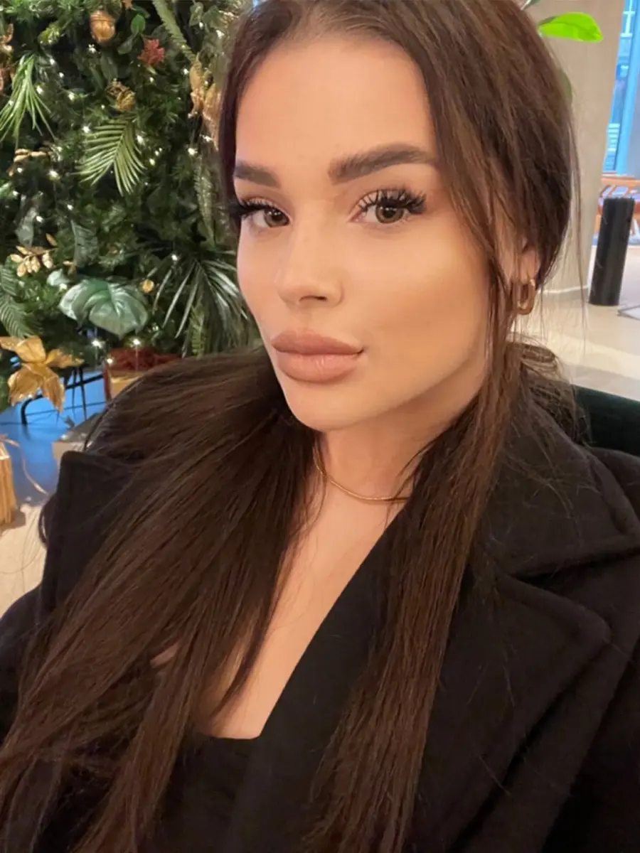 Emma escort in Dubai