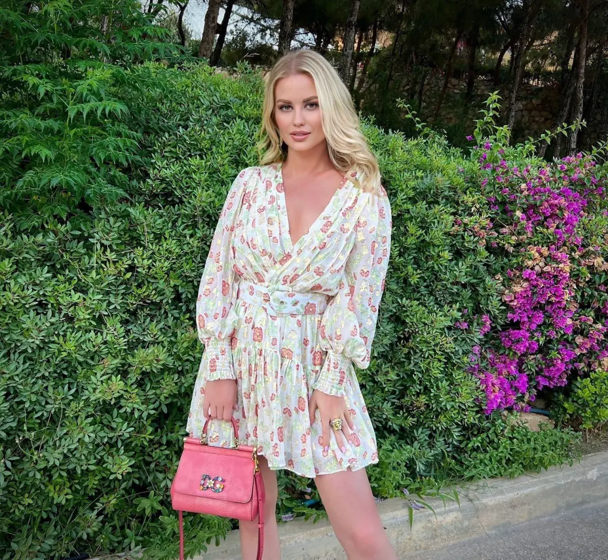 Helen escort in Dubai