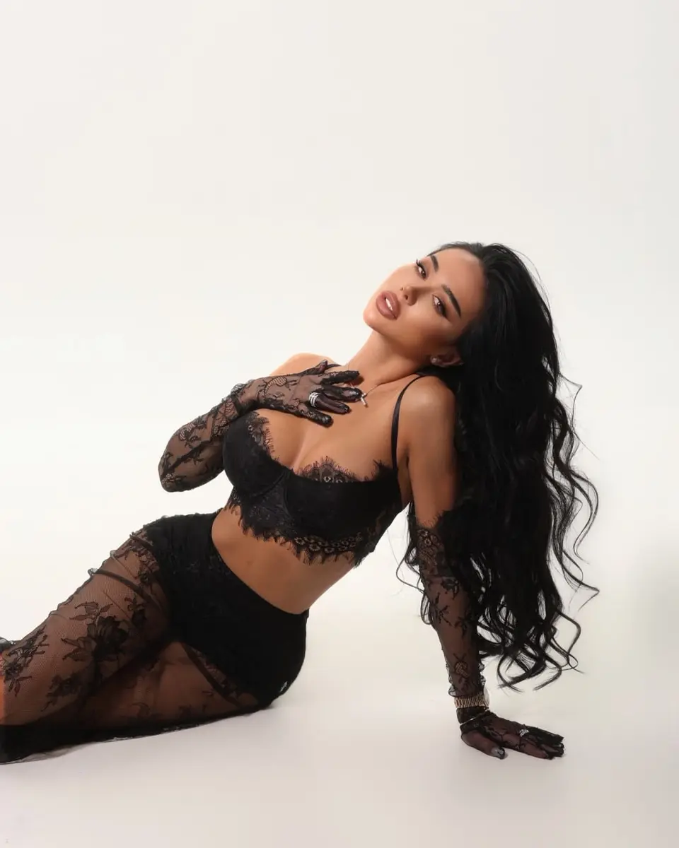 Ines escort in Dubai