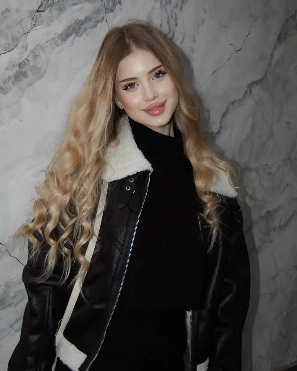 Lily escort in Dubai