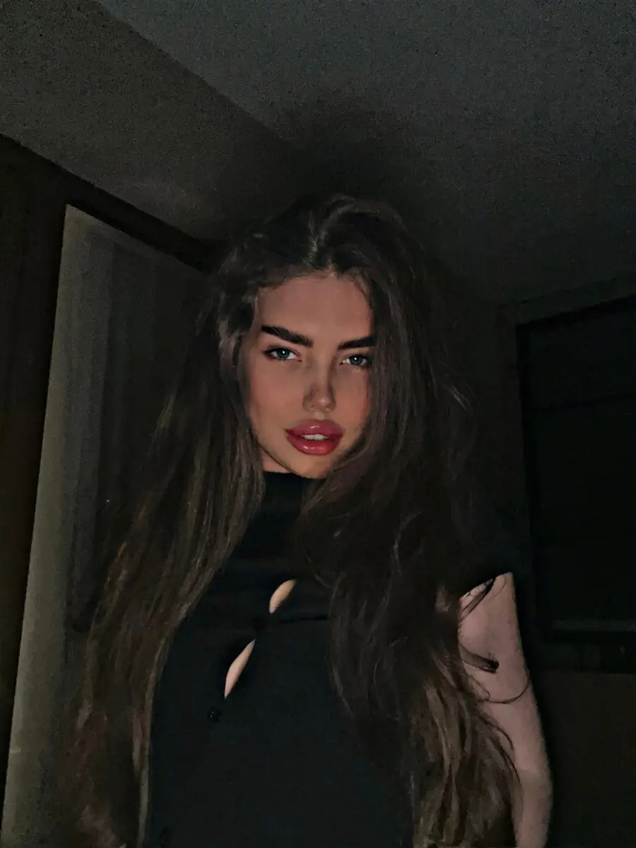 Lola escort in Dubai