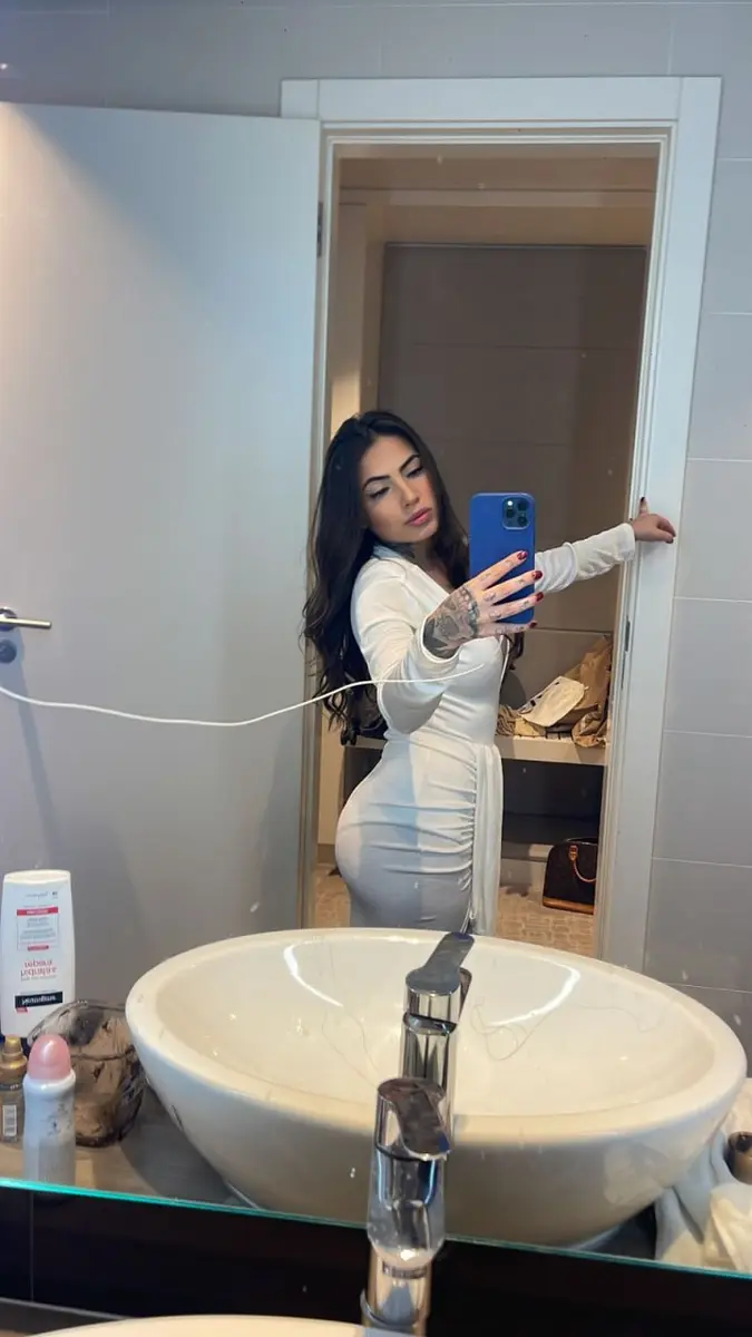 Loren escort in Dubai