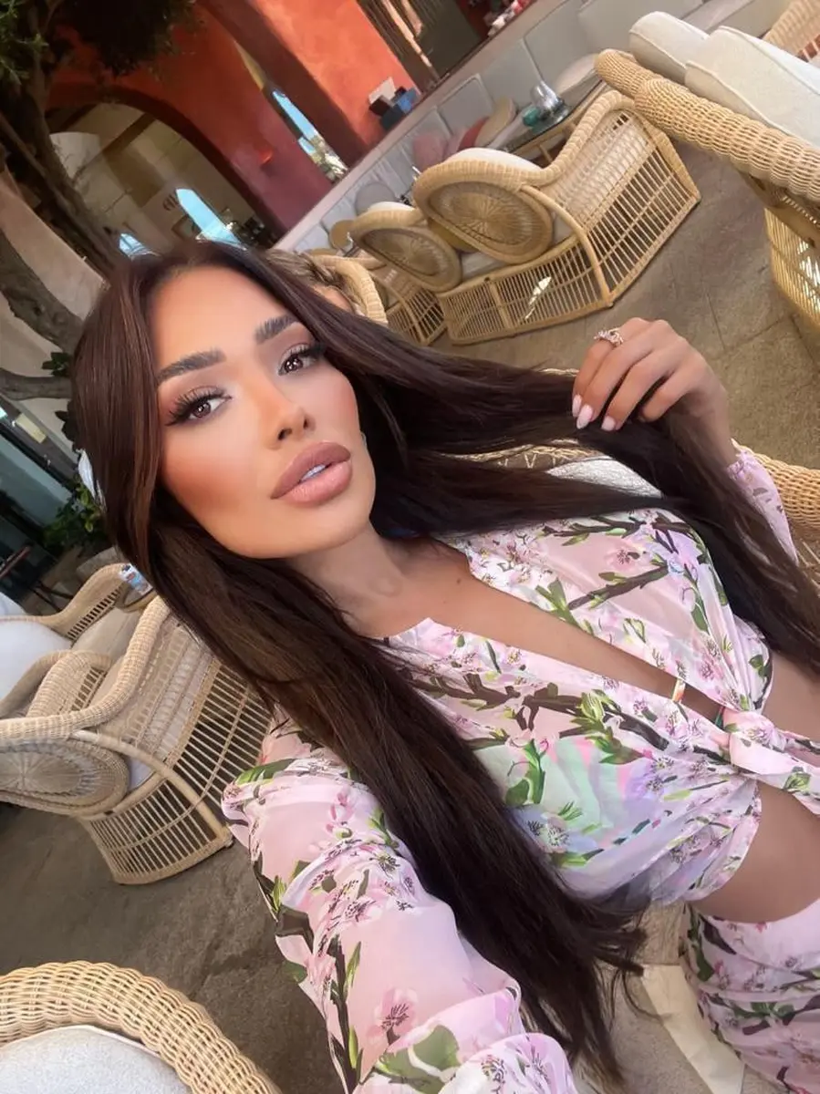 Luz escort in Dubai