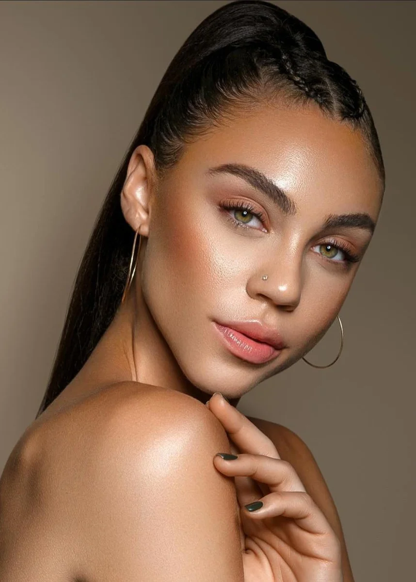 Makayla escort in Dubai