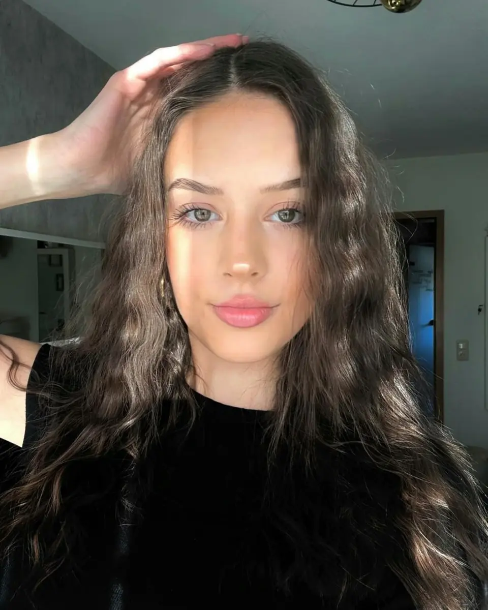 Marisa escort in Dubai