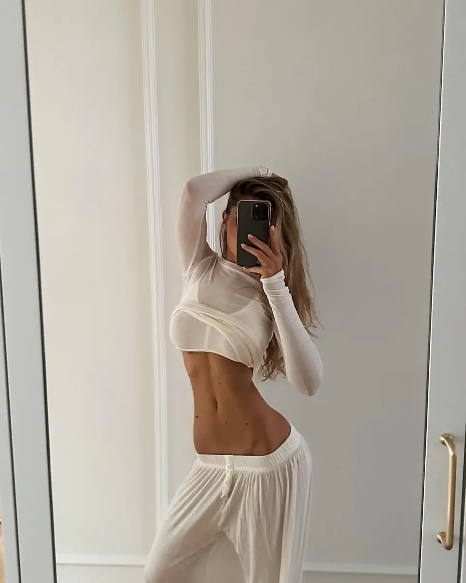 Nana escort in Dubai