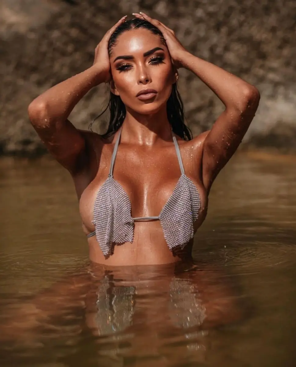 Natalia escort in Dubai