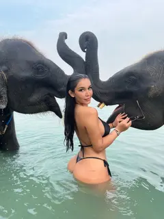 Naya escort in Dubai