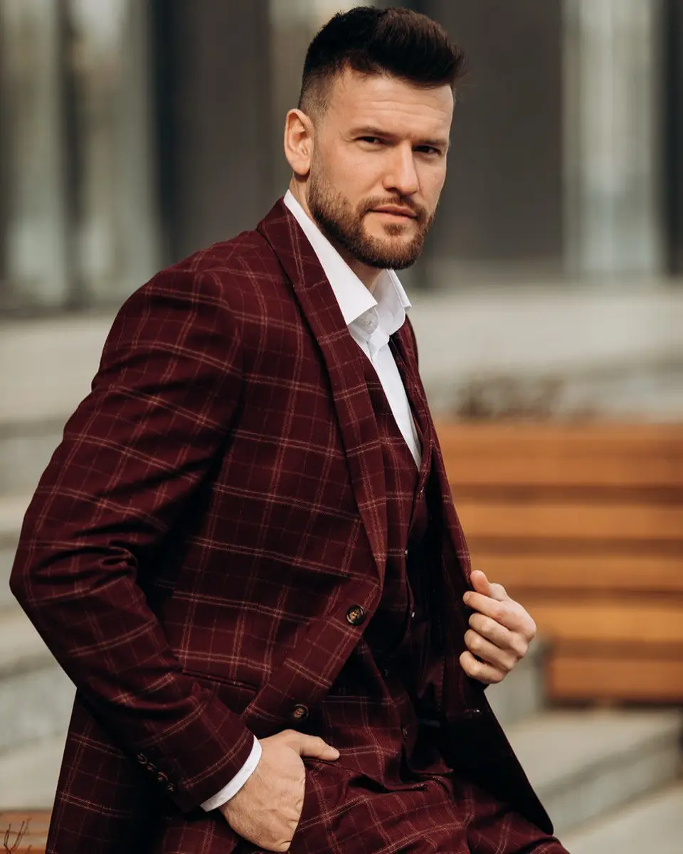 Oleg escort in Dubai