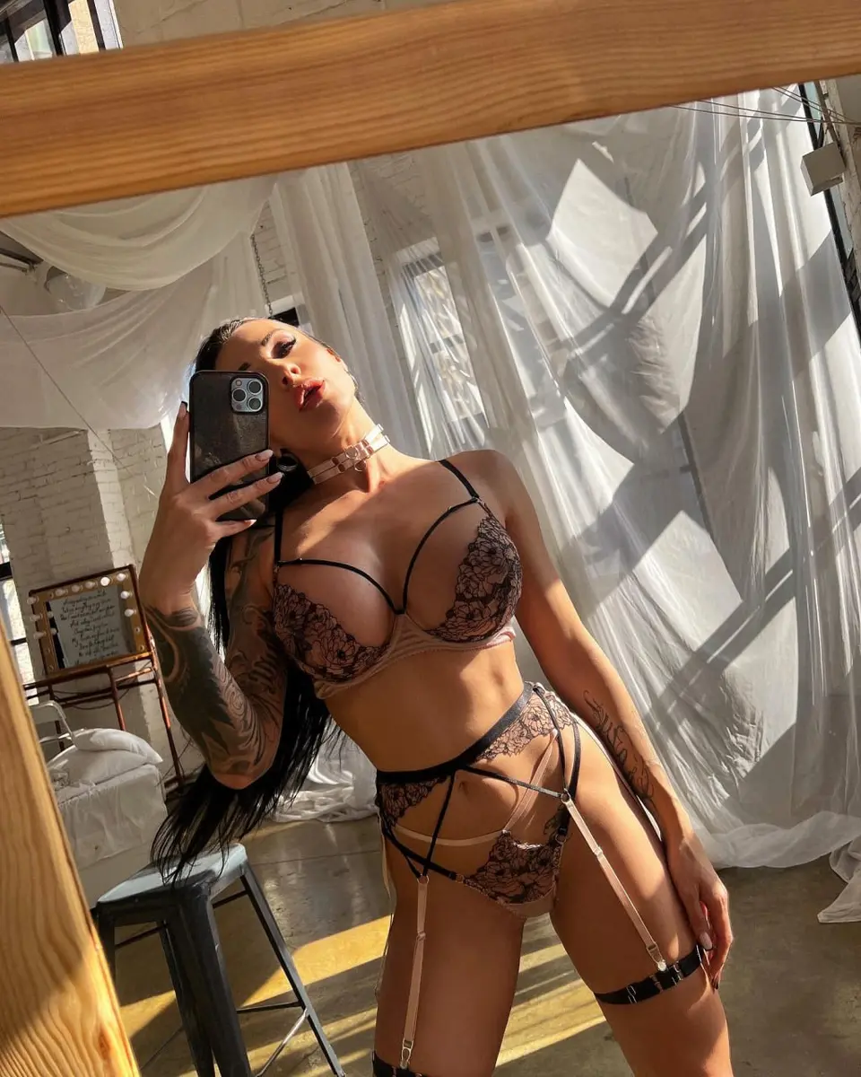 Olga escort in Dubai