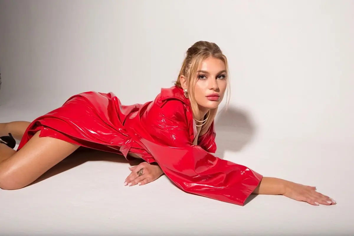 Olga escort in Dubai