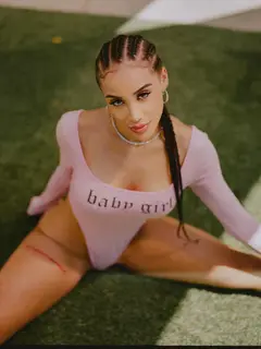 Olivia escort in Dubai