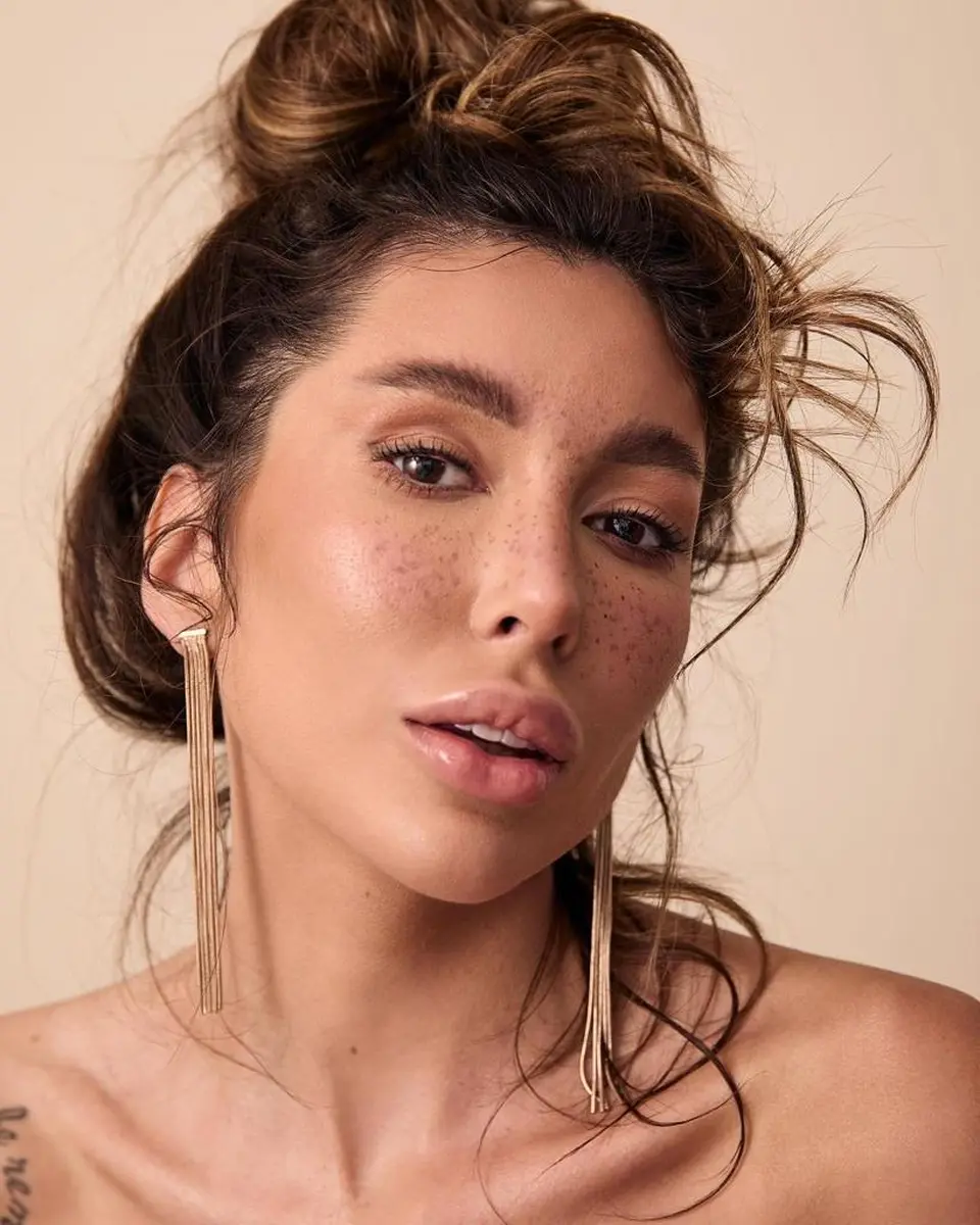 Rebekka escort in Dubai