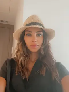 Sara escort in Dubai