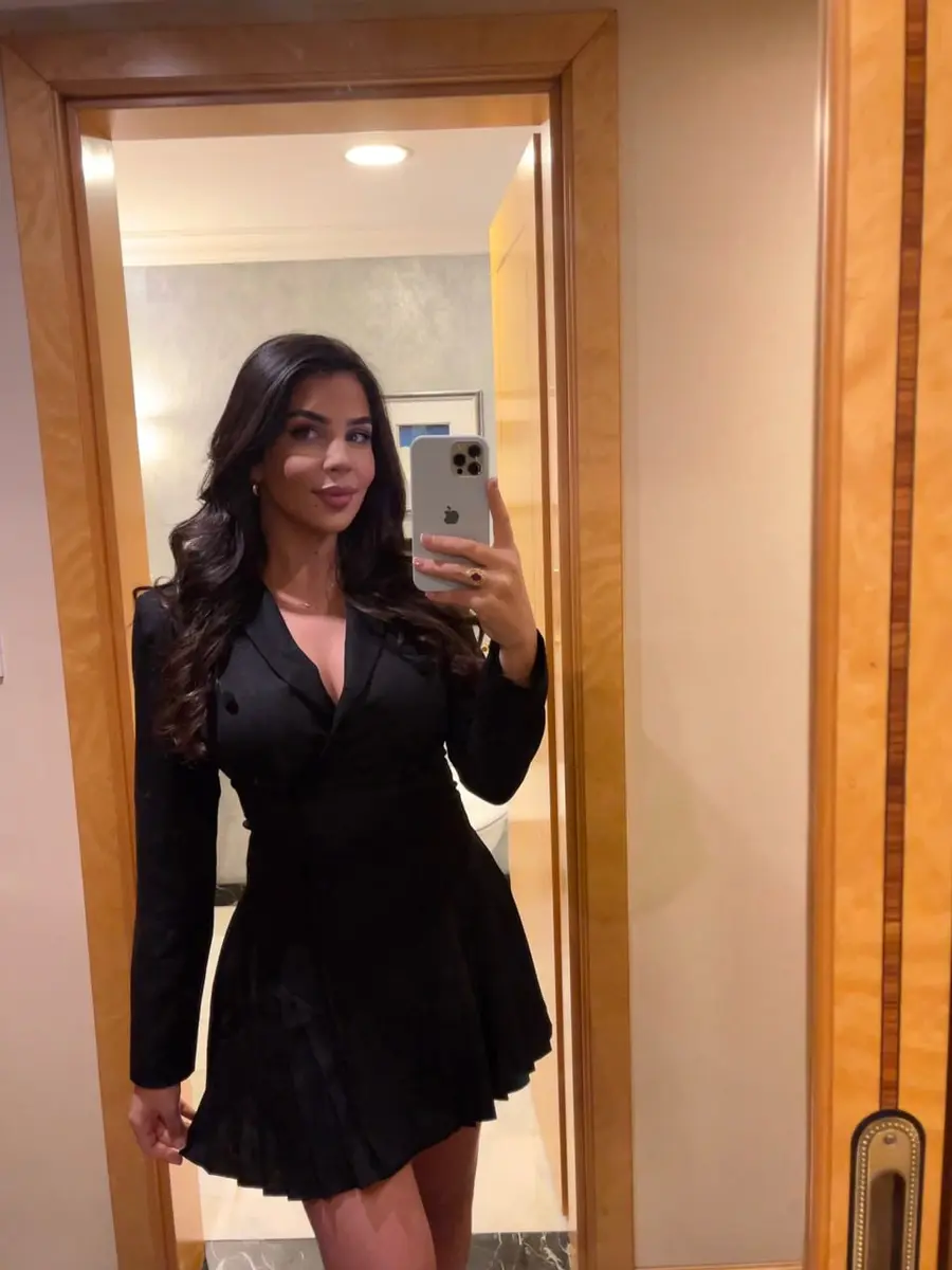 Sonia escort in Dubai