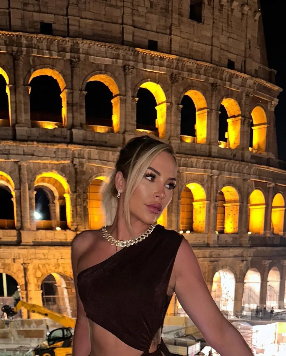 SOPHIAH escort in Dubai