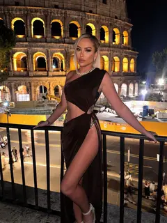 SOPHIAH escort in Dubai