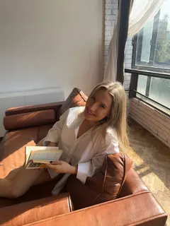 Yvonne escort in Dubai